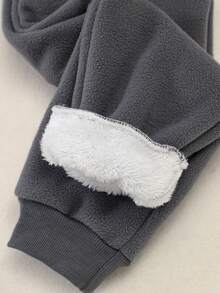 SHEIN 1 条适合秋冬季的男孩保暖内衬厚款哈伦裤，宽松休闲运动裤。柔软、抗皱面料，高腰设计，松紧腰，侧袋，适合日常穿着、上学、购物、旅行等场合。 - 深灰色 - 查看 6