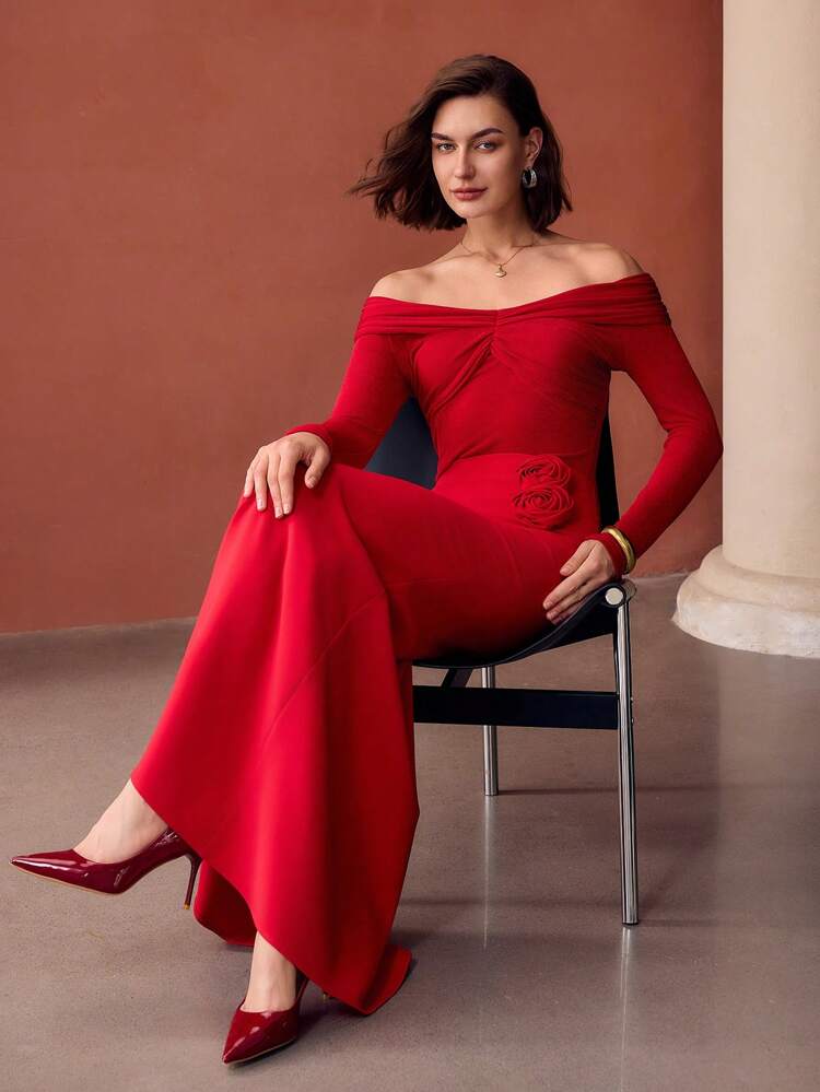 SOLID OFF SHOULDER RUCHED BUST SLIM FIT TEE