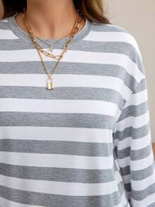 SHEIN LUNE Plus Size Women's Autumn/Winter Striped Print Loose Crew Neck Long Sleeve Casual Fashion T-Shirt With Side Slits Thanksgiving Outfit Holiday Outfit