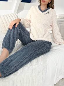 2pcs Letter Embroidered Contrast Color V-Neck Fleece Jacquard Long Sleeve Top & Pants Fluffy Lounge Set, Fall Winter Clothes, Cozy - Multicolor - View 3
