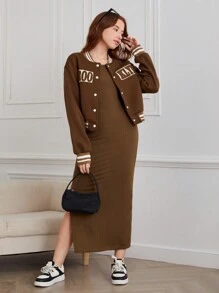 2 件套青少年女孩棒球领纽扣前字母刺绣长袖夹克和无袖开衩下摆连衣裙套装，秋冬 - 咖啡棕 - 查看 4