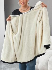 SHEIN CURVE+ Plus Drawstring Waist Dual Pocket Teddy Lined Hooded Coat, For Winter Fall Autumn