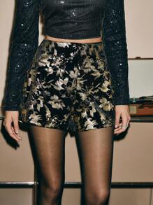 Poéselle 黑色天鹅绒烫金短裤，复古印花短裤，2024秋冬装，冬装，圣诞女装，简约时尚，适合日常出街，通勤，宴会，派对，宾客服装 - 黑色 - 查看 1