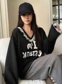 DAZY Áo thun nữ cổ chữ V rộng rãi, ren tương phản, mùa thu, áo thun họa tiết - màu đen - Xem 6