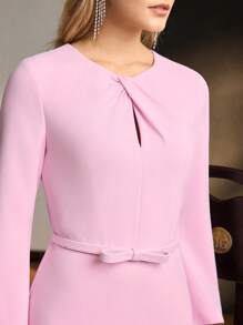 MOTF Soiréza SOLID TWIST KEYHOLE NECK BELL SLEEVE BOW BELTED DRESS - Pink - View 3