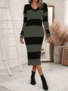 SHEIN Clasi فستان قميص محبوك بأكمام طويلة وياقة على شكل حرف V مطابق للحجم، ألوان متباينة، خريفي/شتوي