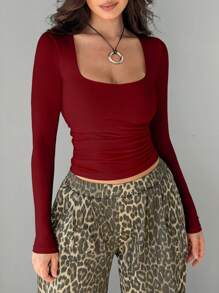 女士短款休闲方领双层修身T恤，适合春夏季