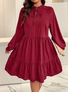 SHEIN Clasi 大码女式纯色圆领荷叶边下摆中长款秋冬连衣裙酒红色女装