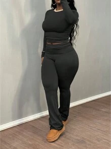 Women Plus Size Solid Color Ruched Fitted Cropped Long Sleeve T-Shirt And High Waist Flared Leg Pants Set, Versatile For Spring/Autumn - Black - View 3