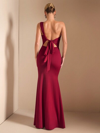 SHEIN BAE Elegant Asymmetric Neck Tied Spaghetti Strap Super Long Dress, Suitable For Casual Dates, Outing, Nightclub Party Gathering, Christmas Outfit, Burgundy