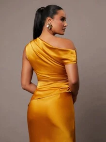 Silquee 女士优雅缎面不对称领金色衬衫，褶皱设计，适合鸡尾酒会、约会、正式派对、婚礼、伴娘、晚会、万圣节、圣诞节 - 金色 - 查看 2