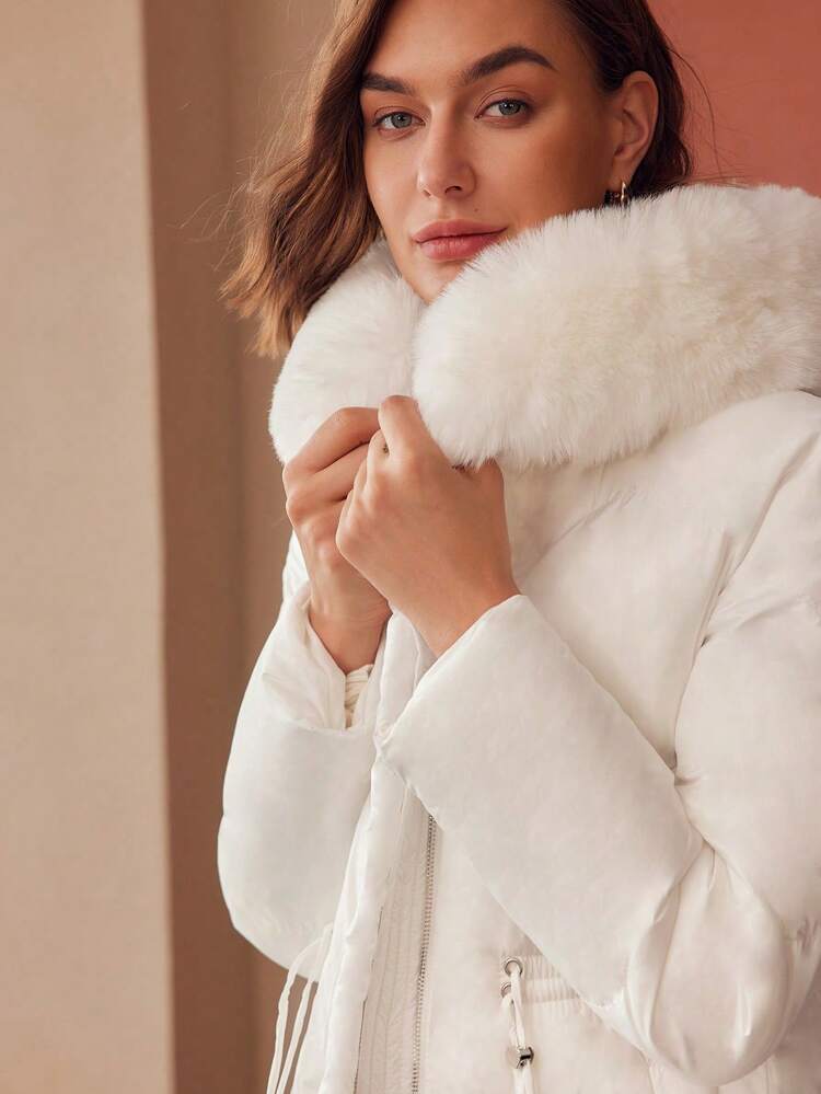CONTRAST FUZZY TRIM HOODED WINTER COAT