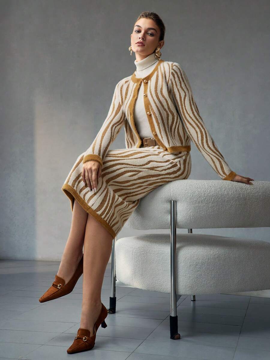 MOTF ALLOVER PATTERN CONTRAST TRIM CARDIGAN