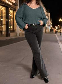 Calvaya 大码女式休闲纯色 V 领灯笼袖套头衫，冬季