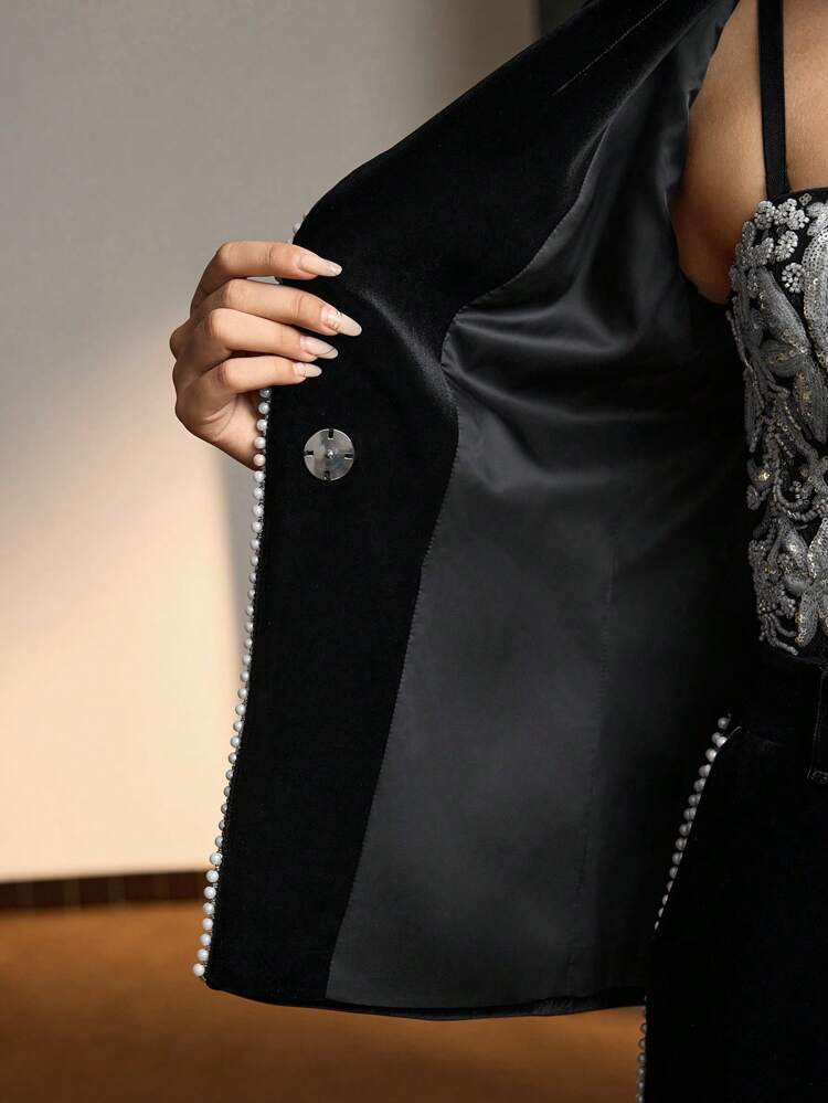 MOTF Soiréza VELVET LAPEL COLLAR FAUX PEARL TRIM RUCHED BLAZER