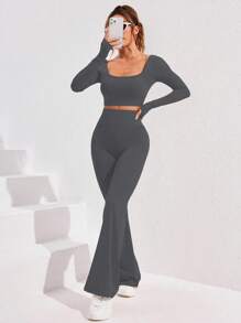 2pcs Women Solid Color Thumb Hole Cropped Slim Fit Top And Flare Pants Sports Suit, Autumn Gym Set Workout Women Set - Dark Grey - View 3