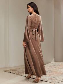 Veilorie Women Solid Color Round Neck Batwing Sleeve Elegant Dress With Waist Cross Details Modest