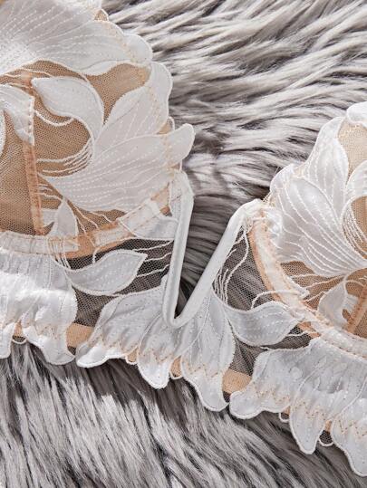 French Classic Verleidelijke Lingerie BH Slipje Set view 3