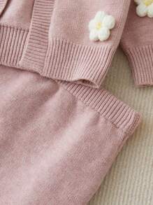 Bộ áo len đan thủ công cho bé gái có thêu hình dâu tây và hoa, mềm mại & ấm áp, dễ thương & thanh lịch, thích hợp cho các chuyến đi chơi, du lịch, gia đình, tiệc tùng - Hồng - Xem 7