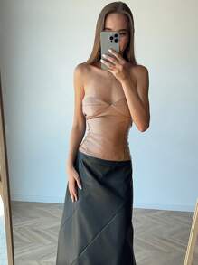 Aloruh 酒红色紧身PU杯短款上衣，适合年轻女性外出、音乐节 - 卡其色 - 查看 6