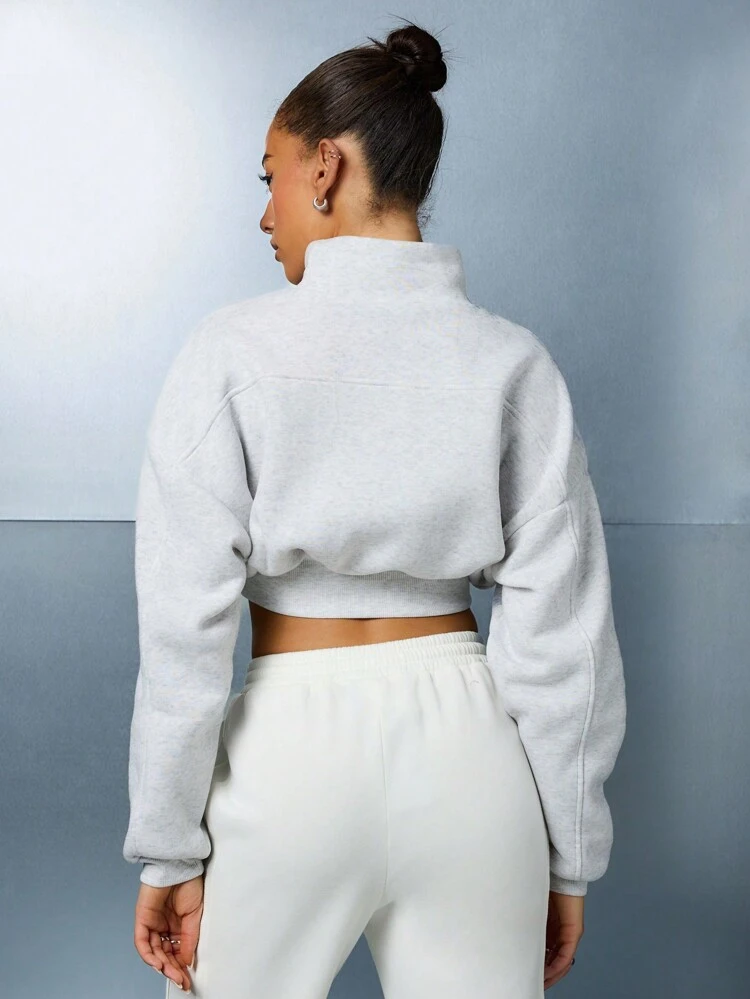 SUMWON WOMEN Cropped High Neck Workout Sweatshirt