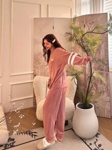 SHEIN Leap Crew Teen Girl 2pcs Cute Bear Decor Contrast Color Raglan Sleeve Loose Crew Neck Long Sleeve Top And Pants Soft Brushed Pajama Set, Casual Homewear Loungewear