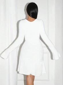 Zolique New White Women Mini Flare Dress With V-Neck, Sweater Dress For Autumn & Winter