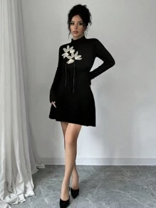 Rafferiza 高领长袖纹理罗纹针织花卉点缀 A 字形连衣裙，优雅女士，秋冬 - 黑色 - 查看 4