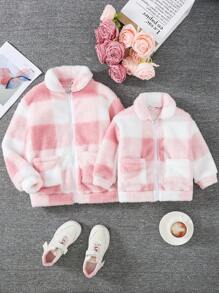 SHEIN 1pc Girls Cute Pink & White Plaid Casual Lightweight Fleece Jacket For Daily Wear, With Zipper, Lapel, Pockets, Dropped Shoulders, Warm And Comfortable, Fashionable For Fall/Winter, Suitable For Family Activities, Gatherings, Indoor/Outdoor - Pink - View 3