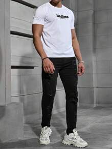 Manfinity LEGND Men Pocket Ripped Minimalist Jeans, Casual Everyday Wear