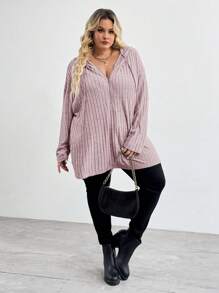 SHEIN CURVE+ بلوزة كاجوال فضفاضة مقاس كبير مزودة بغطاء رأس وسحاب نصفي مفتوح مع نسيج، للشتاء - الأرجواني - مشاهدة 3