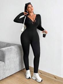 Flirla 大码女式深 V 领蕾丝拼接修身性感黑色连体裤，秋冬款 - 黑色 - 查看 3