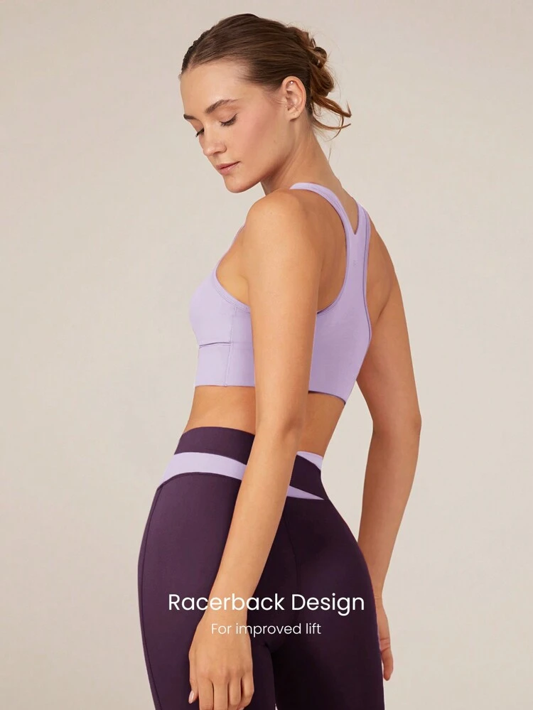 Soutien-gorge de sport FeatherFit™-Sculpt bicolore, impact moyen, pour l'entraînement et l'usage quotidien
