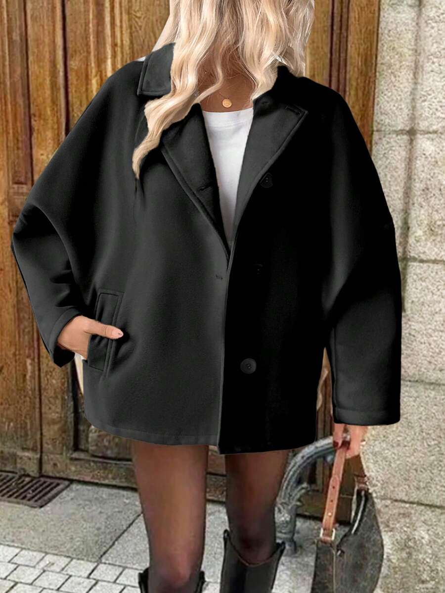 Chiquease 女款驼色 杏色 卡其色 纯色 贴袋 口袋 前开扣 蝙蝠袖 可爱 性感 长袖 秋冬 休闲 时尚 百搭 彼得潘领 大衣 外套