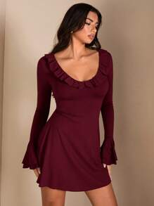 SHEIN BAE 女士修身长袖纯色荷叶边深 V 领迷你连衣裙，咖啡色/棕色，适合秋冬季打底，适合浪漫约会、日常通勤