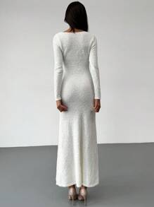 Aloruh Vestido de punto de manga larga hasta el suelo con cuello en V profundo y diseño floral 3D para mujer, romántico para citas y fiestas, otoño/invierno - Albaricoque - Ver 2