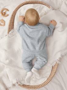 SHEIN 2pcs Set Newborn Baby Boy/Girl Casual Sports College Style Letter Print Stand Collar Sweatshirt And Elastic Waist Pants Set, Suitable For Autumn & Winter, Indoor And Outdoor - Grey - View 2