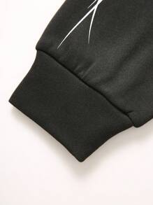 SHEIN 青少年男童休闲街头朋克摇滚暗黑风印花黑色拉链卫衣外套，内衬保暖，适合秋冬季穿着。 - 黑色 - 查看 8