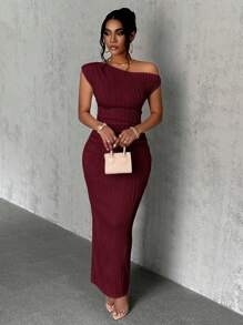 Slaydiva Neues elegantes Off-Shoulder Sommerkleid für Partys, tägliche Dates, Faltenvorderseite, schlank geschnittener langer Rock, wellige Textur, aus Strickstoff, in Weiß für Damen