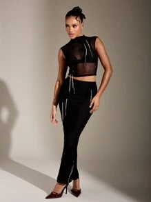 MISSGUIDED Flower And Crystal Embellished Mesh Contrast Crop Top & Long Sheath Skirt 2 Pieces Set - Black - View 5