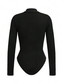 Easithlete 无缝连体裤瑜伽/垂直条纹 3D 效果/纽扣设计/健身运动/户外运动跑步 - 黑色 - 查看 2