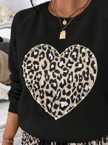 Calvaya 大码休闲豹纹心形图案仿珍珠装饰羊毛运动衫和抽绳腰直下摆裙子两件套，秋冬 - 黑色 - 查看 3