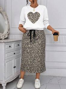 SHEIN 大码休闲豹纹与心形印花仿珍珠装饰羊毛运动衫和抽绳腰直筒裙 2 件套，秋冬