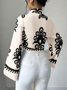 Elenzga 女士花卉印花喇叭袖衬衫 - 杏色 - 查看 2