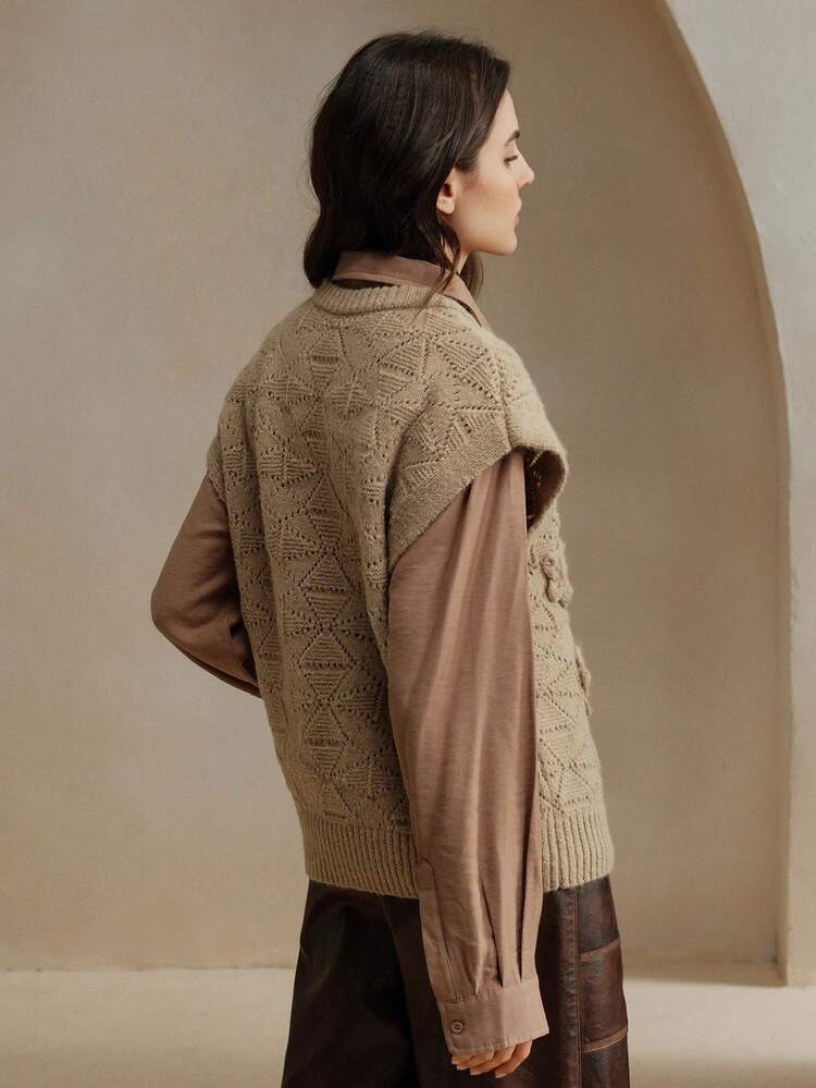 1pc Elegant Round Neck Pearl Metallic Thread 3D Floral Cutout Loose Knit Sleeveless Top With Hood