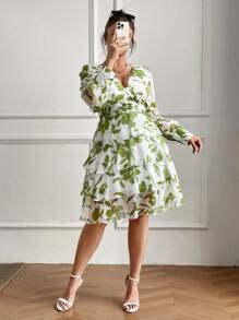 Truni Sometimesglam Plus Size Fashionable Print V-Neck Layered Loose Casual Long Sleeve Dress, For Pear Triangle Body Shape, For Summer - Green - View 6