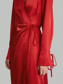 Ontre Damen langes Wickelkleid mit roter Einfarbigkeit, Langarm und Schleife, für den täglichen Lässig Tragekomfort, Herbst/Winter - Rot - Übersicht 3