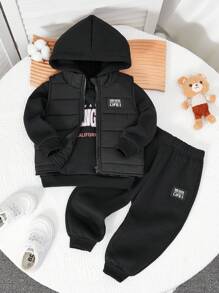SHEIN Playful Pals 3pcs Baby Boy Landmark Print Hooded Sweatshirt Set With Warm Vest, Suitable For Autumn/Winter Multiple Occasions, Black Set With Black Vest Match All - Multicolor - View 1