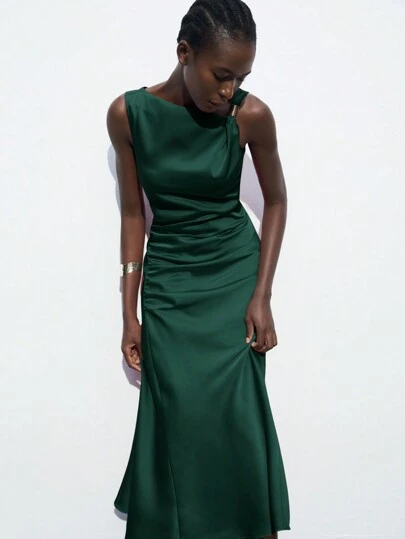 SHEIN Maija Women Simple Sleeveless Twist Metal Decor Casual Dress