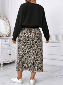 Calvaya 大码休闲豹纹心形图案仿珍珠装饰羊毛运动衫和抽绳腰直下摆裙子两件套，秋冬 - 黑色 - 查看 2